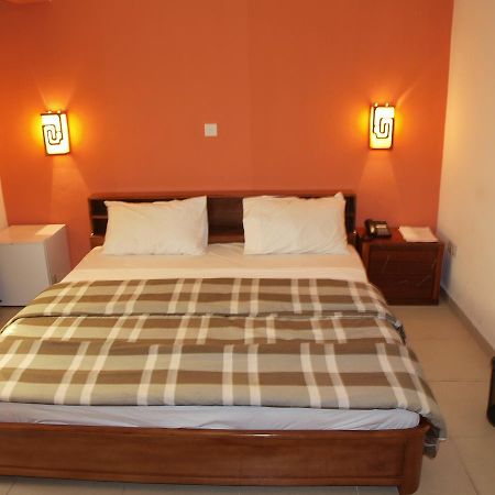 Apollo Hotel Lagos Exterior photo