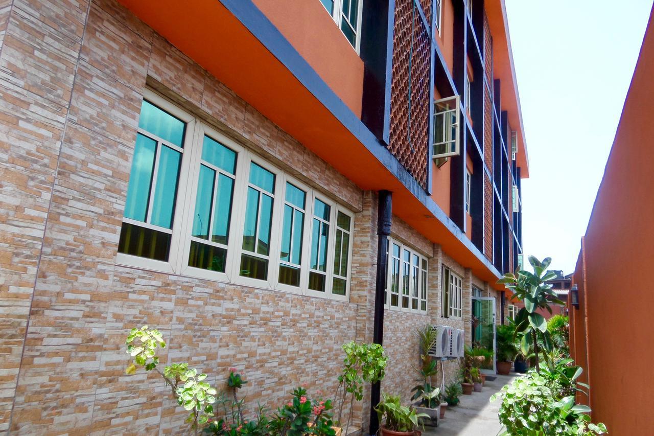 Apollo Hotel Lagos Exterior photo