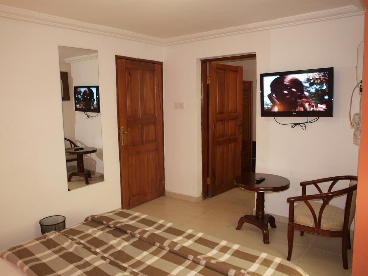 Apollo Hotel Lagos Exterior photo