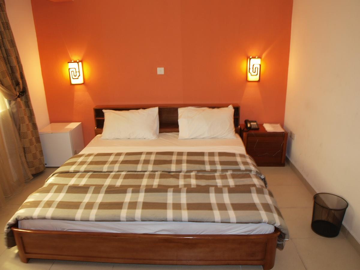 Apollo Hotel Lagos Exterior photo
