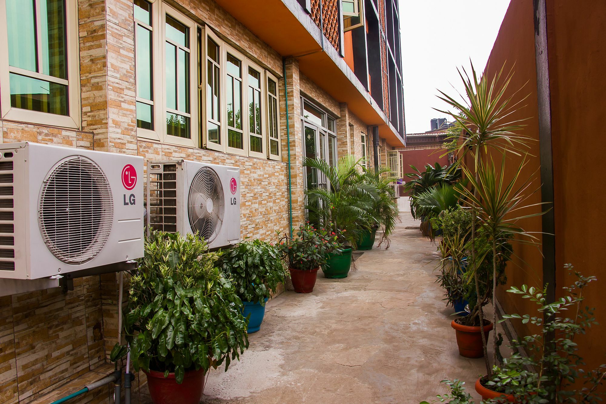 Apollo Hotel Lagos Exterior photo